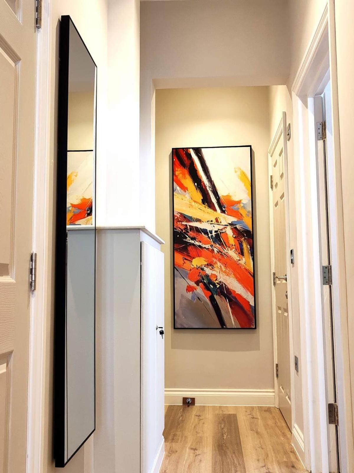Stunning Modern Apartment Sleeps 4 - 6 Min Walk From Golden Beaches-Free Parking Bournemouth Zewnętrze zdjęcie